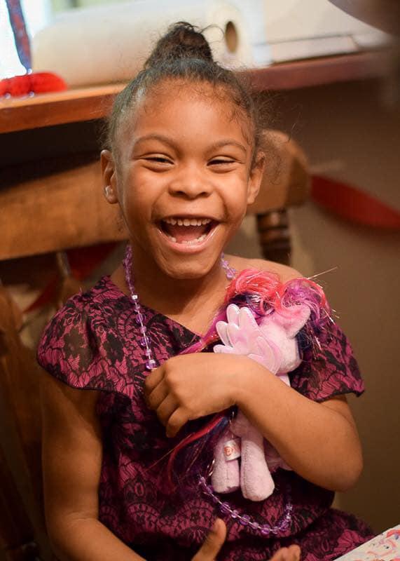 13 koraszülött csecsemő, akik csak mosolyognak, mert boldogok, hogy élnek