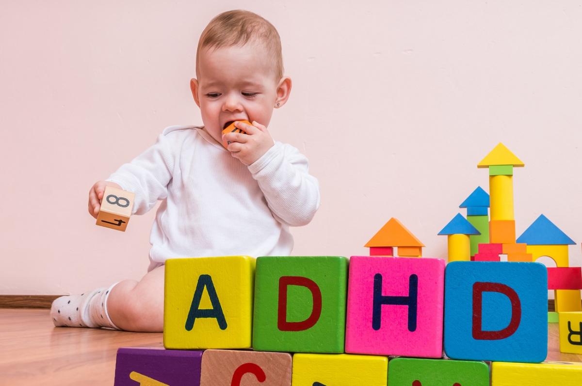 ÖRÖKMOZGÓKNAK VÉGTELEN TÜRELEM - Mi az az ADHD?  