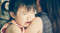 9 ok, amiért a kisbabák folyton zsörtölődő, ideges kisembereknek tűnhetnek