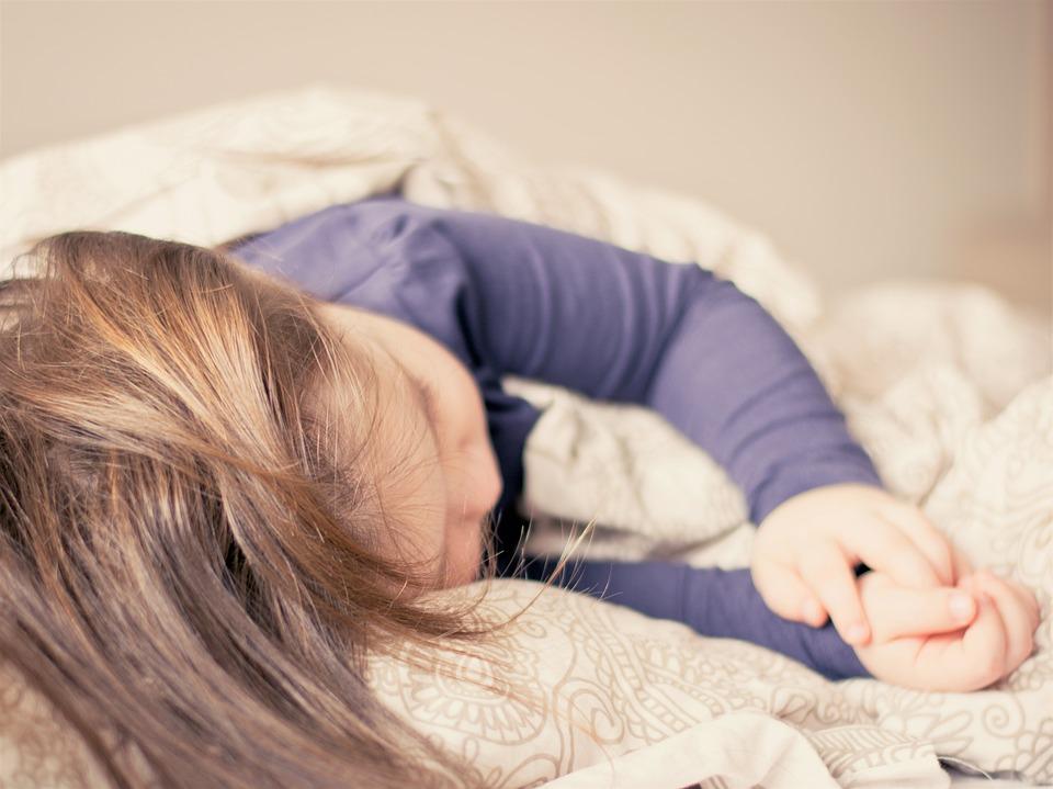 29 agyzsibbasztó kifogás egy gyerektől, miért nem akar aludni