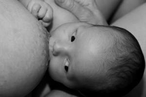 Nem csak a terhesség, a szoptatás is hatalmas kihívás a szervezet számára!