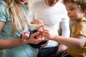 6 aranyszabály, ha újszülött-látogatóba mész
