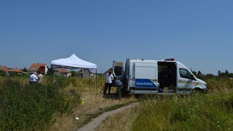 Kerecsend — Senki nem képes Kerecsenden sírás nélkül beszélni arról a tragédiáról, ami péntek reggel történt a csendes, nyugodt kis faluba.