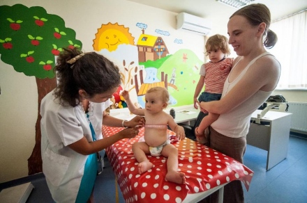 Nőtt a kötelező védőnői szűrések száma a 0-12 hónapos csecsemőknél, a rendszer mégis akadozottan működik – ezért!