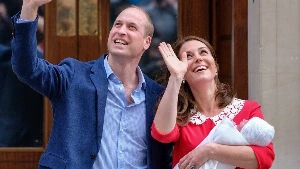 Megszületett Katalin hercegné és Vilmos herceg harmadik gyermeke - sok fotóval