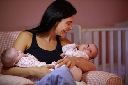 Ikrekkel az első 6 hét: egy magyar anyuka szerint ez a 3 legnagyobb kihívás, amivel meg kell küzdenie