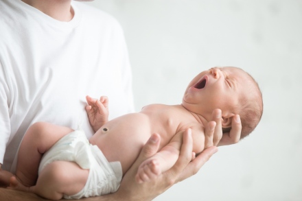 Miért kell az újszülötteknek K-vitamint adni és mire is jó? 