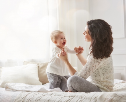 Így mutatja ki a baba szeretetét: 7 dolog, amivel tudatja, hogy szeret téged