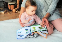 Kiborultak a szülők azon, hogy a tiltásuk ellenére a nagyszülők kilövették a kislányuk  fülét