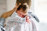 Nem kötelező, de FONTOS vizsgálatok, amiket a baba fél éves koráig érdemes elvégezni