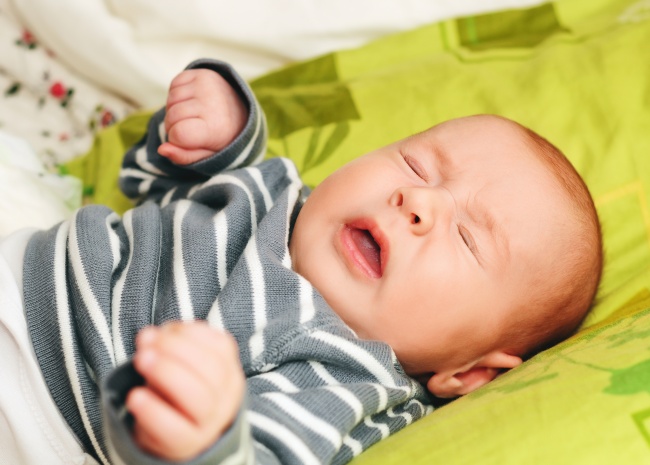 Szamárköhögés tünetei és kezelése: 11 jel, ami fertőzésre utalhat csecsemőknél, gyerekeknél