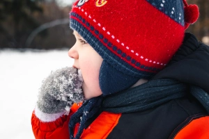 Baj-e, ha a gyerek megeszi a havat?